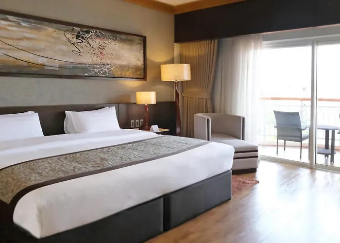 Jpark Island & Waterpark Cebu Resort 5*