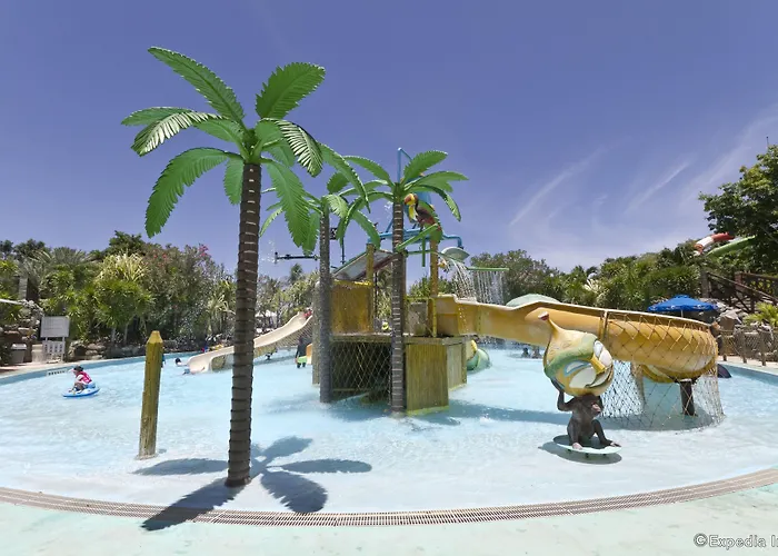 Jpark Island & Waterpark Cebu 5*