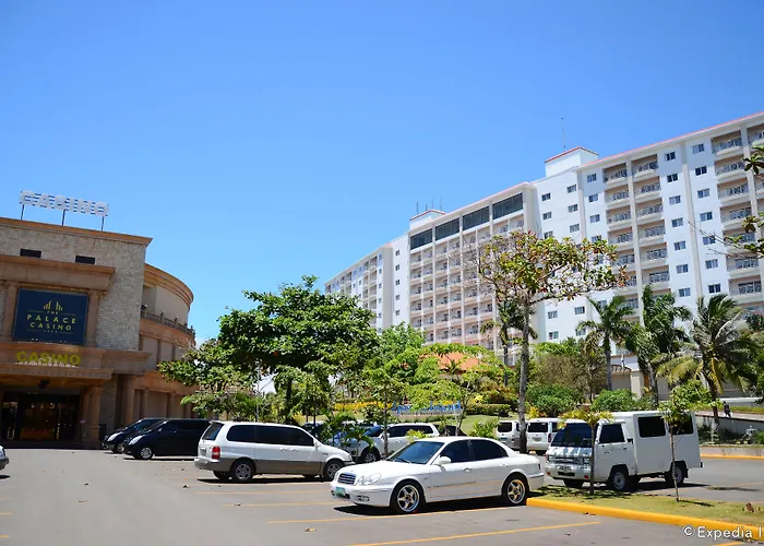 Jpark Island & Waterpark Cebu Resort 5*