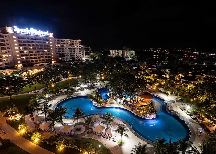 Jpark Island & Waterpark Cebu Resort 5*